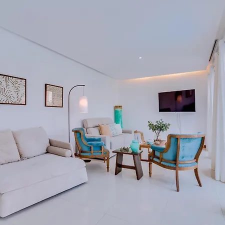 Vale Do Lobo, 'golf By The Pool' 2 Bedroom ואלה דה לובו