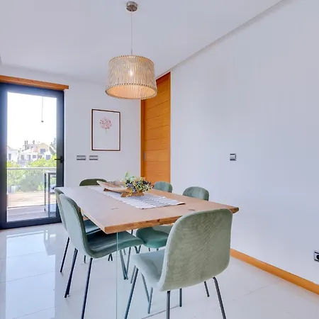 Vale Do Lobo, 'golf By The Pool' 2 Bedroom דירה ואלה דה לובו